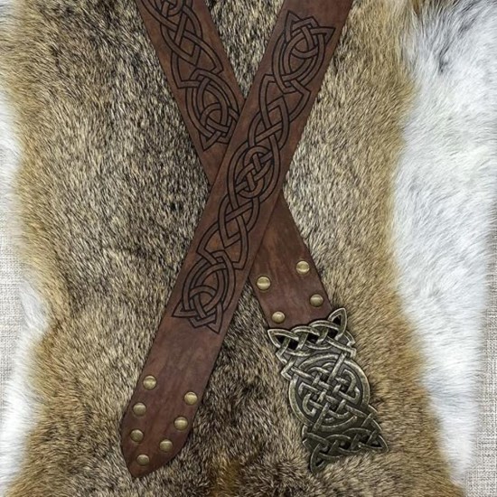 HiiFeuer Viking Embossed Buckle Belt, Nordic Faux Leather Knight Belt, Retro Medieval Warrior Belt for LARP Cosplay Halloween